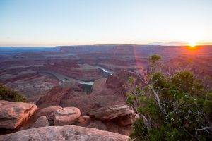 The Art of Solo Travel: Embracing Adventure and Discovery